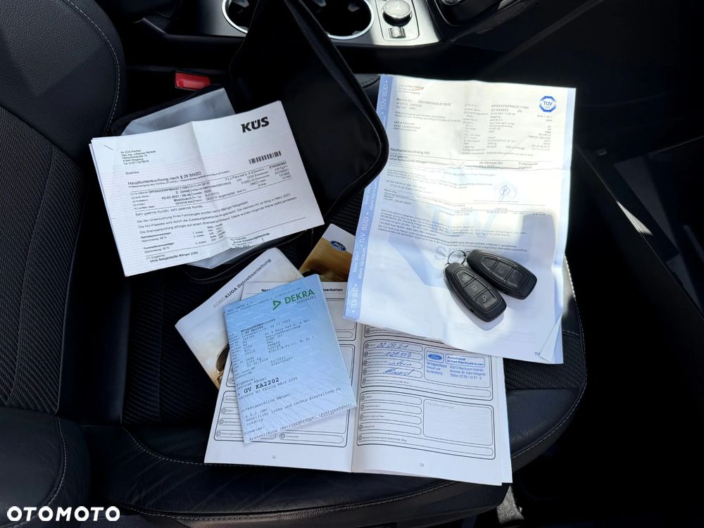 Ford Kuga 2.0 TDCi 4x4 Titanium - 32