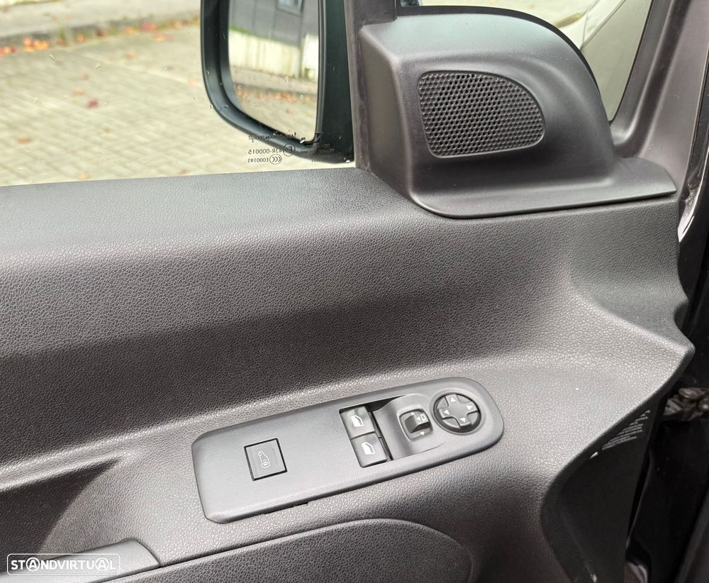 Citroën Berlingo 1.5 BlueHDi L2 EHZ EAT8 - 10