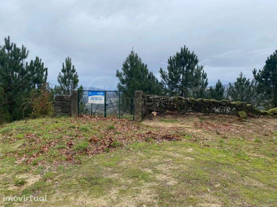 Parcela de Terreno em Paredes de Viadores - Grande imagem: 2/8