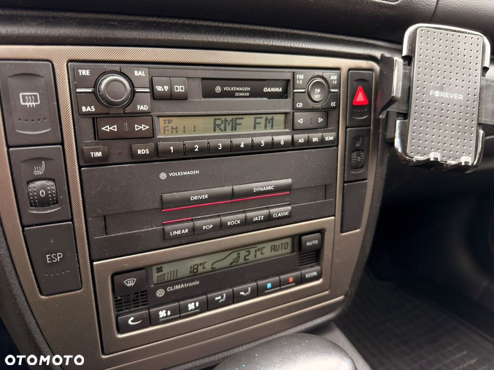 Volkswagen Passat - 29