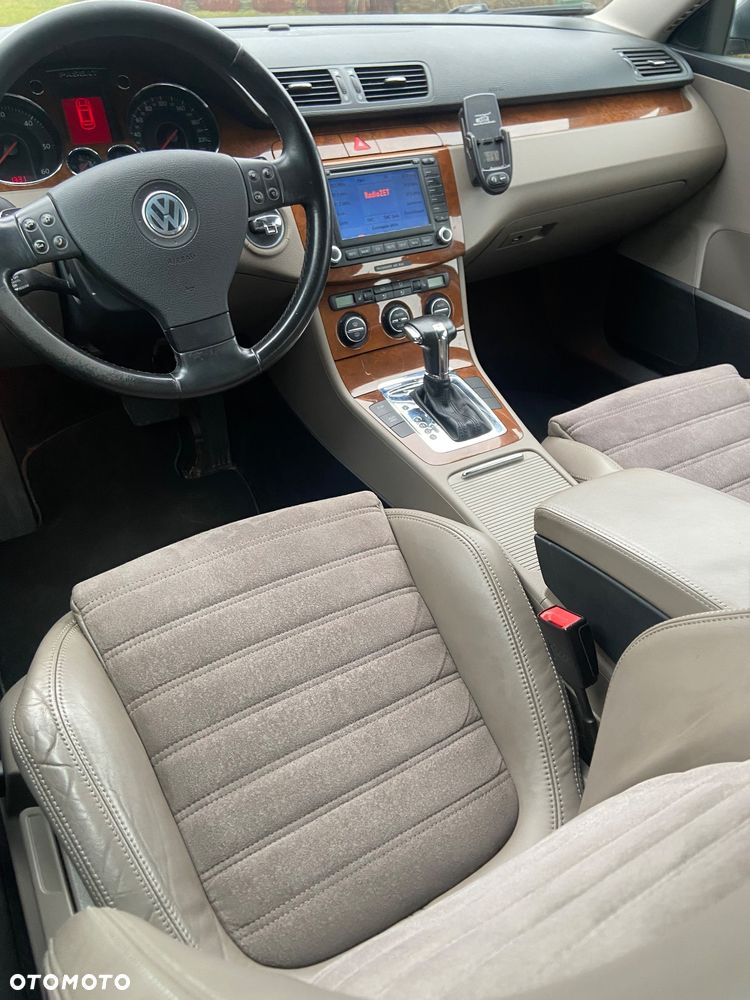 Volkswagen Passat 2.0 TDI DPF DSG Highline - 7