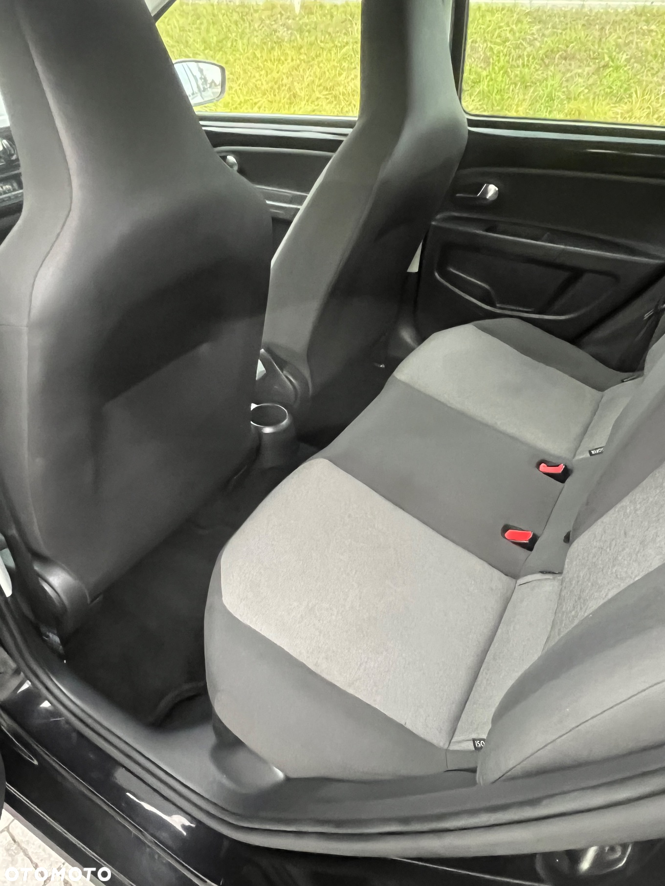 Volkswagen up! 1.0 cross CityLine - 13