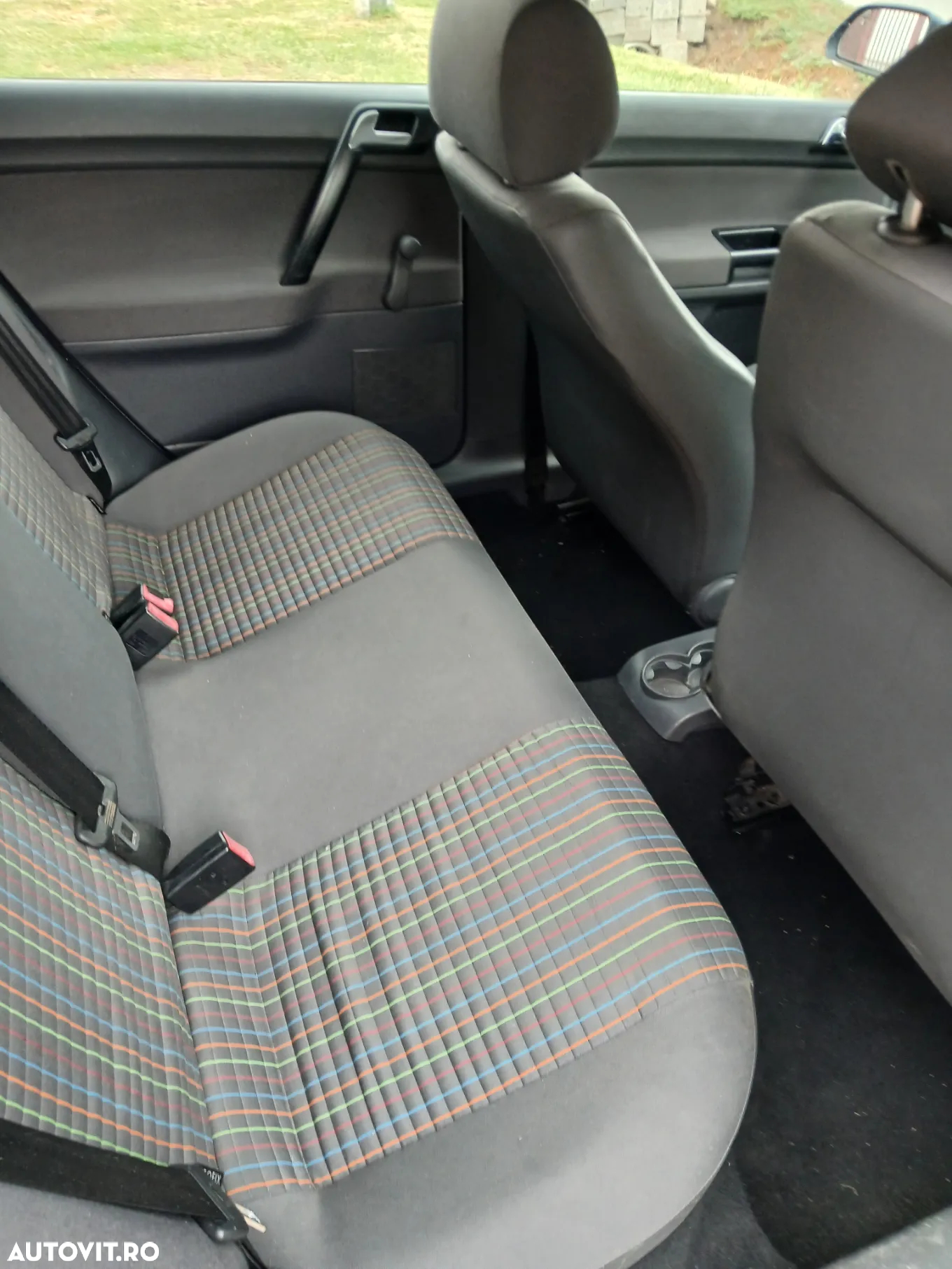 Volkswagen Polo 1.4 Comfortline - 8