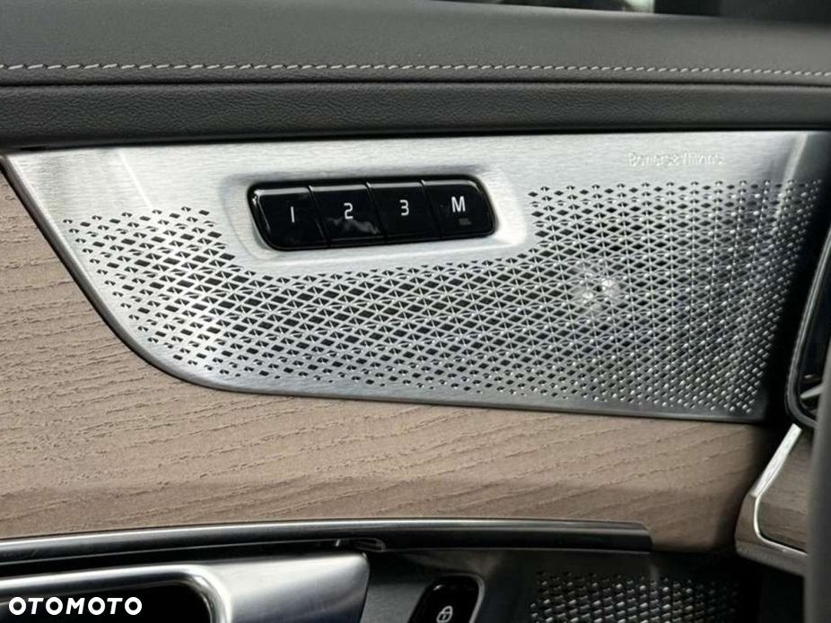 Volvo XC 90 B5 B AWD Ultra Dark 7os - 13
