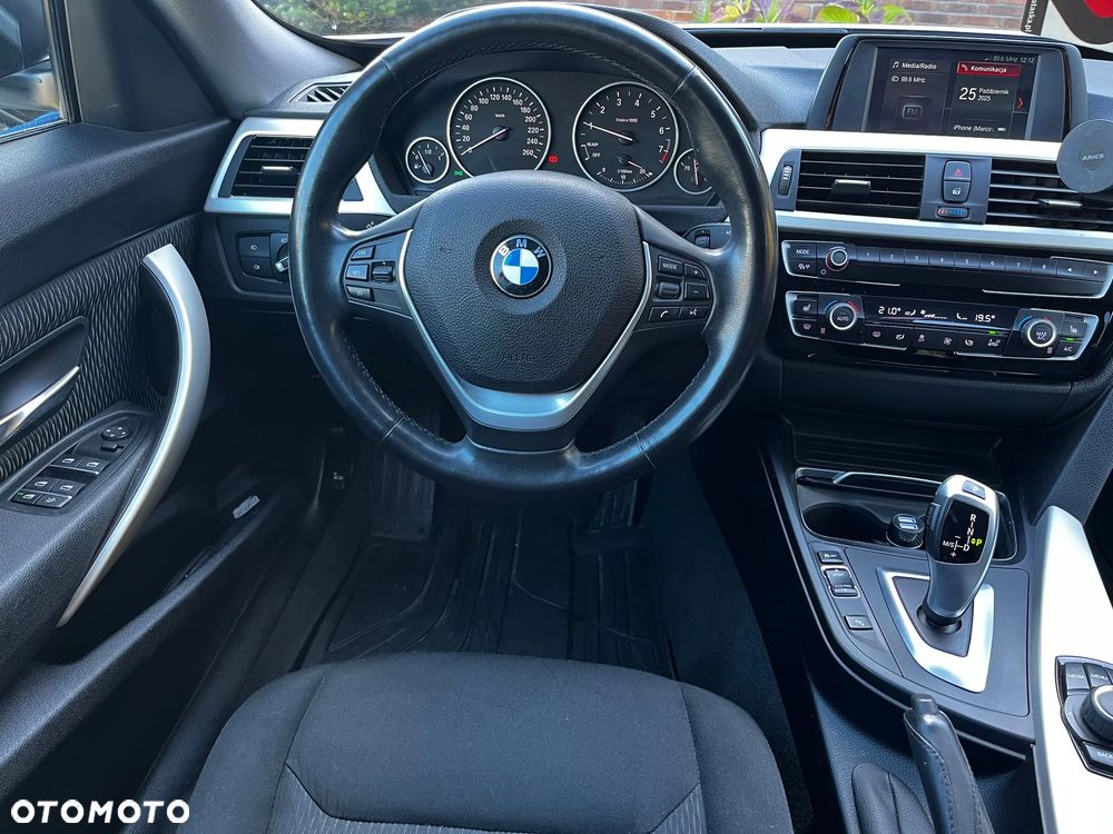 BMW 3GT 320i Advantage sport - 21