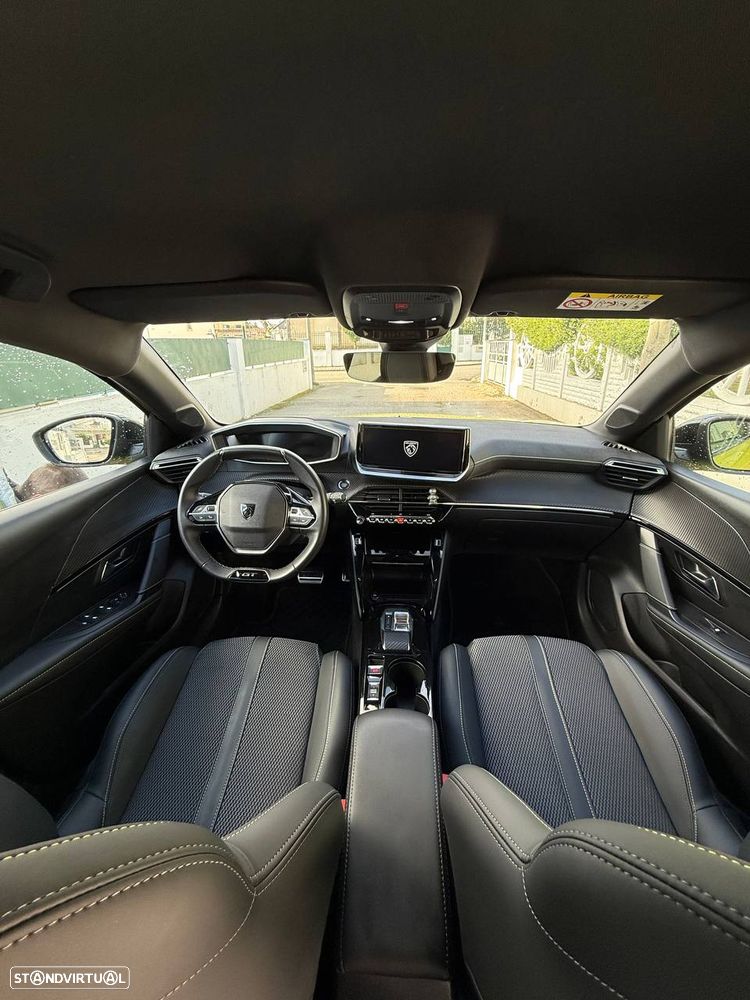 Peugeot e-208 50 kWh GT - 11