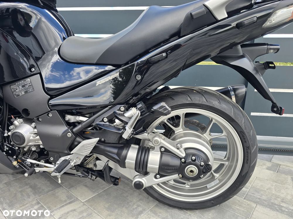 Kawasaki GTR - 21