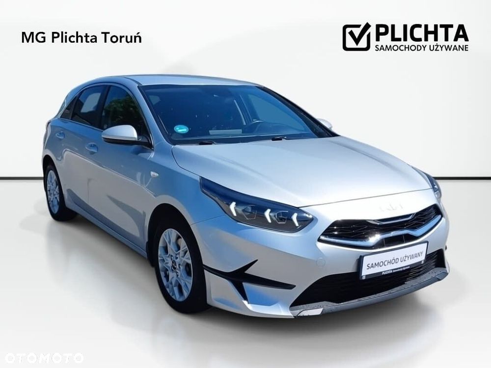 Kia Ceed - 28