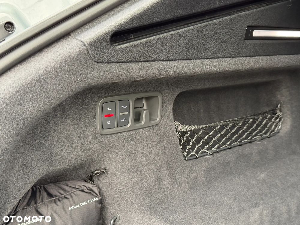 Audi SQ8 - 9