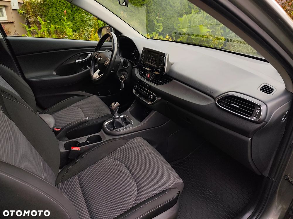 Hyundai i30 1.4 Classic + - 15