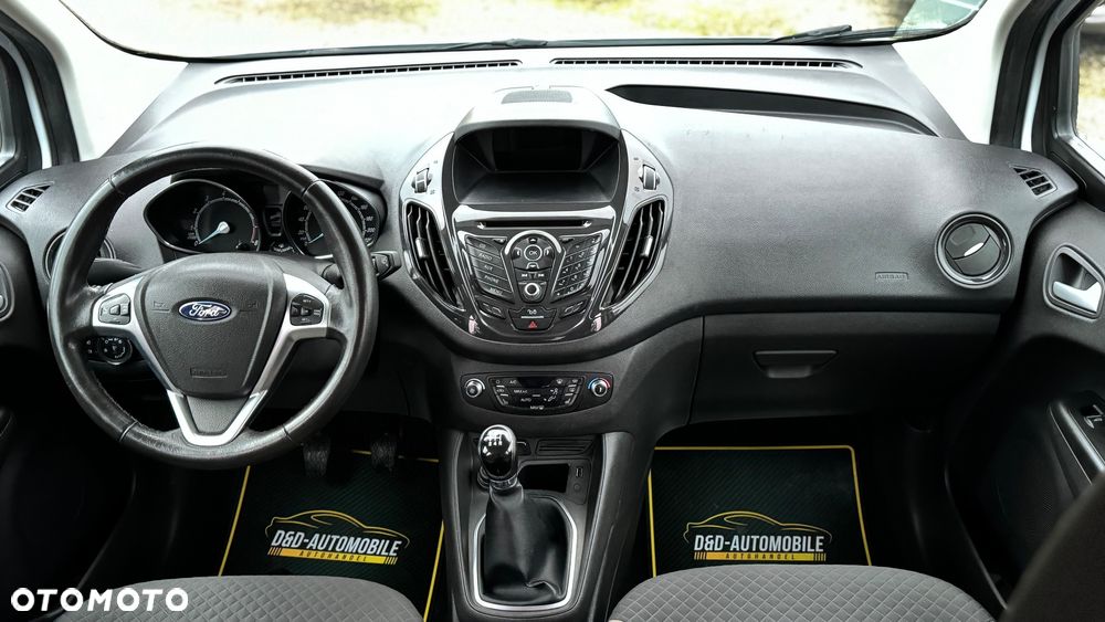 Ford Tourneo Courier 1.0 EcoBoost S&S Titanium - 5