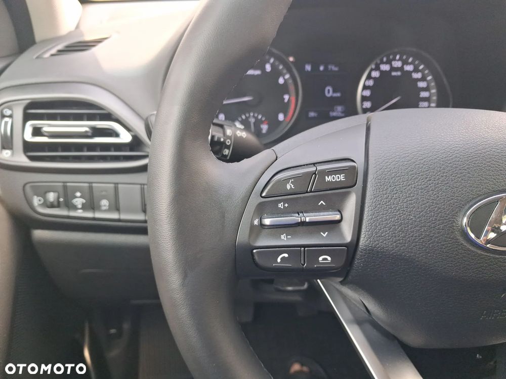Hyundai i30 1.5 T-GDI 48V Smart - 15