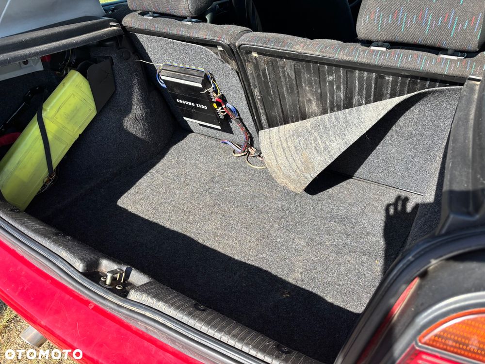 Volkswagen Golf 1.8 CL - 11