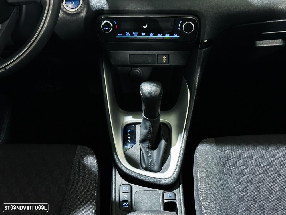 Toyota Yaris 1.5 HDF Premier Edition - 20