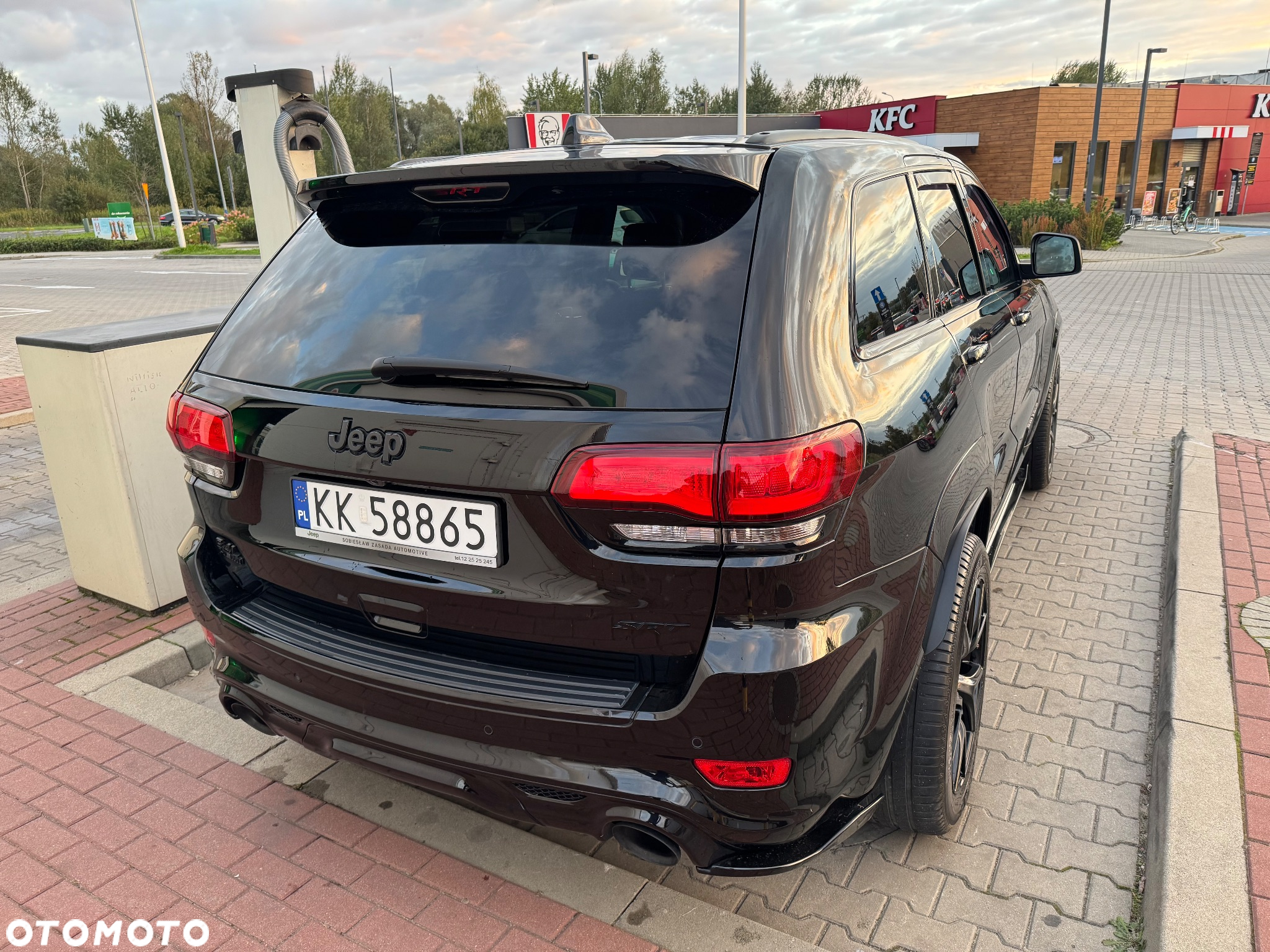 Jeep Grand Cherokee 6.4 V8 Hemi 4WD Automatik SRT - 8