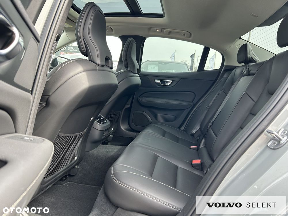 Volvo S60 - 33