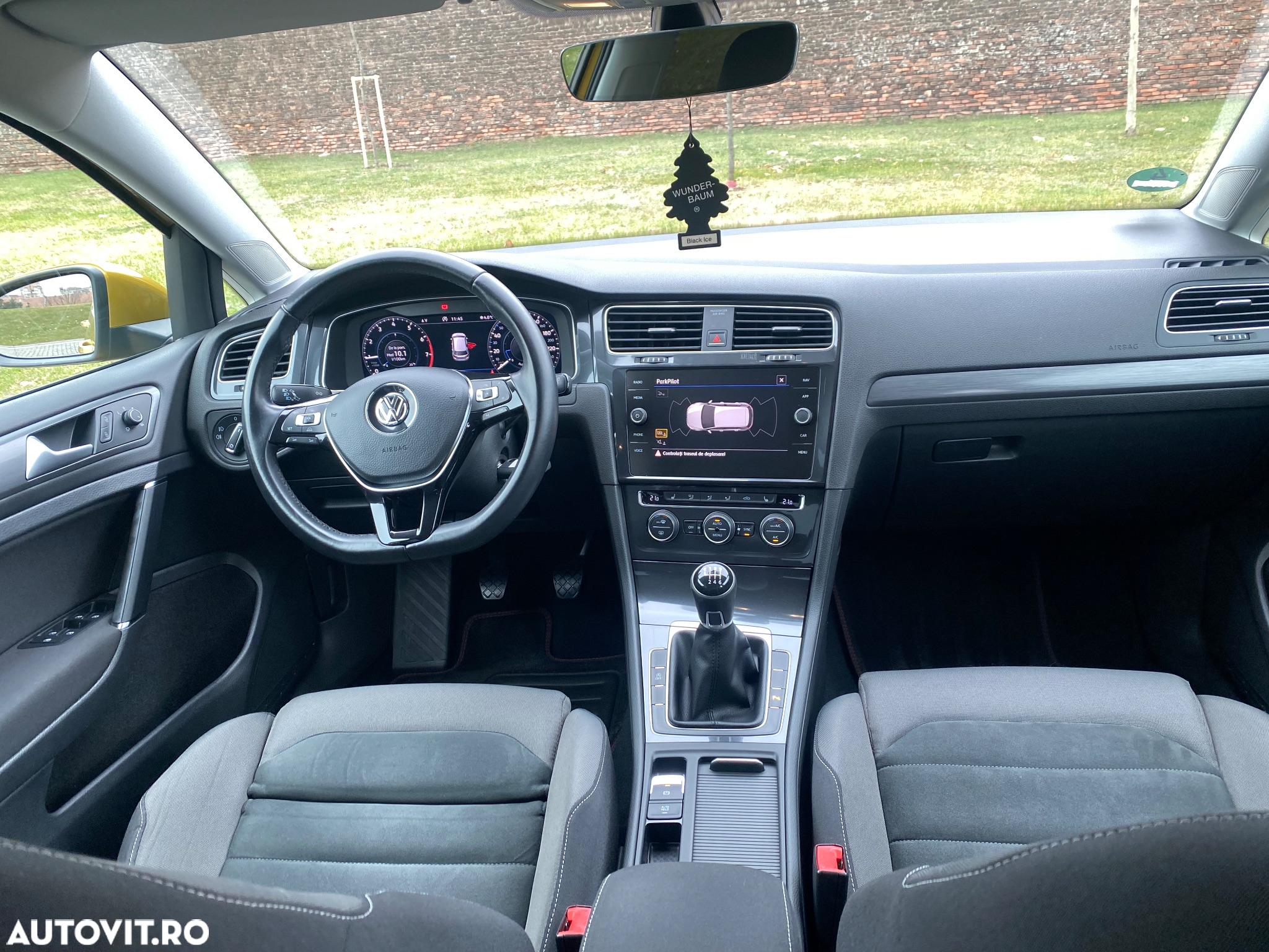 Volkswagen Golf 1.0 TSI (BlueMotion Technology) Comfortline - 20