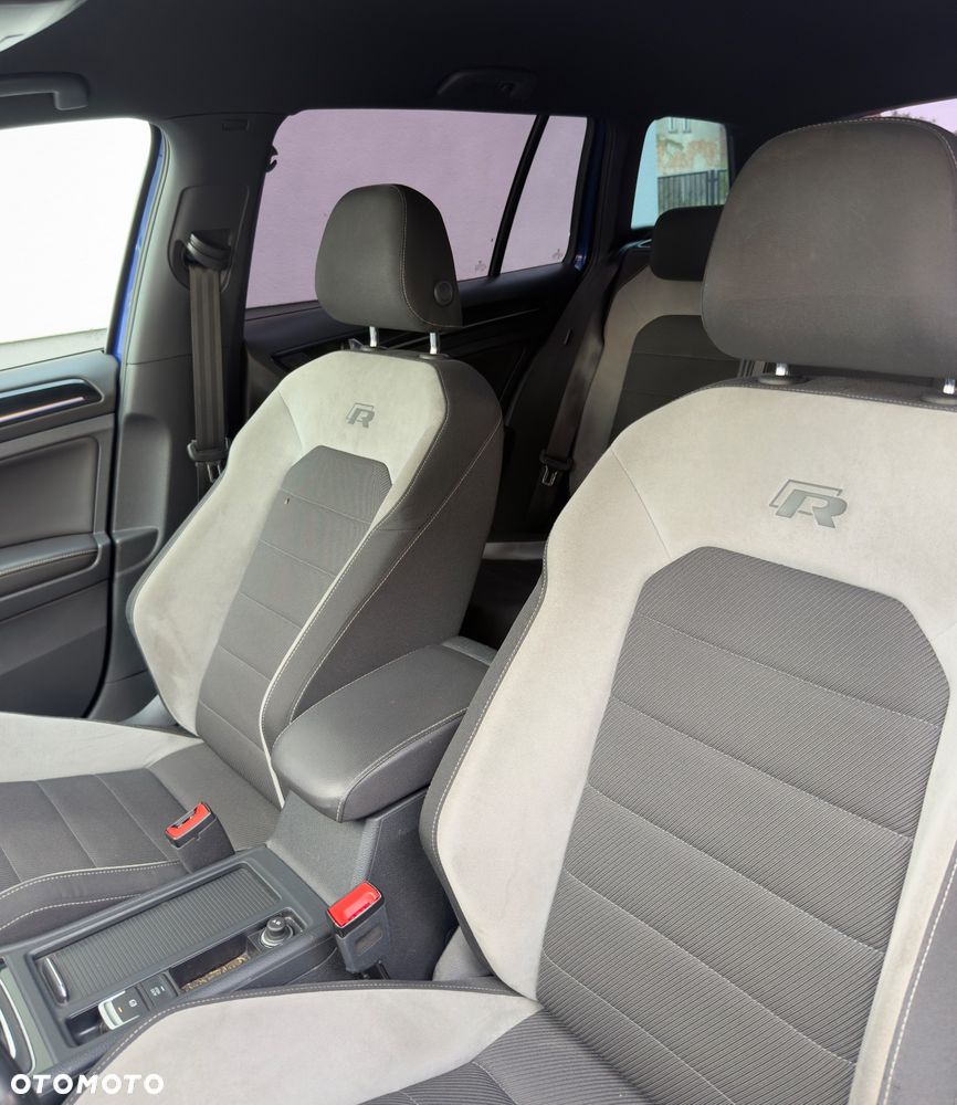 Volkswagen Golf - 14