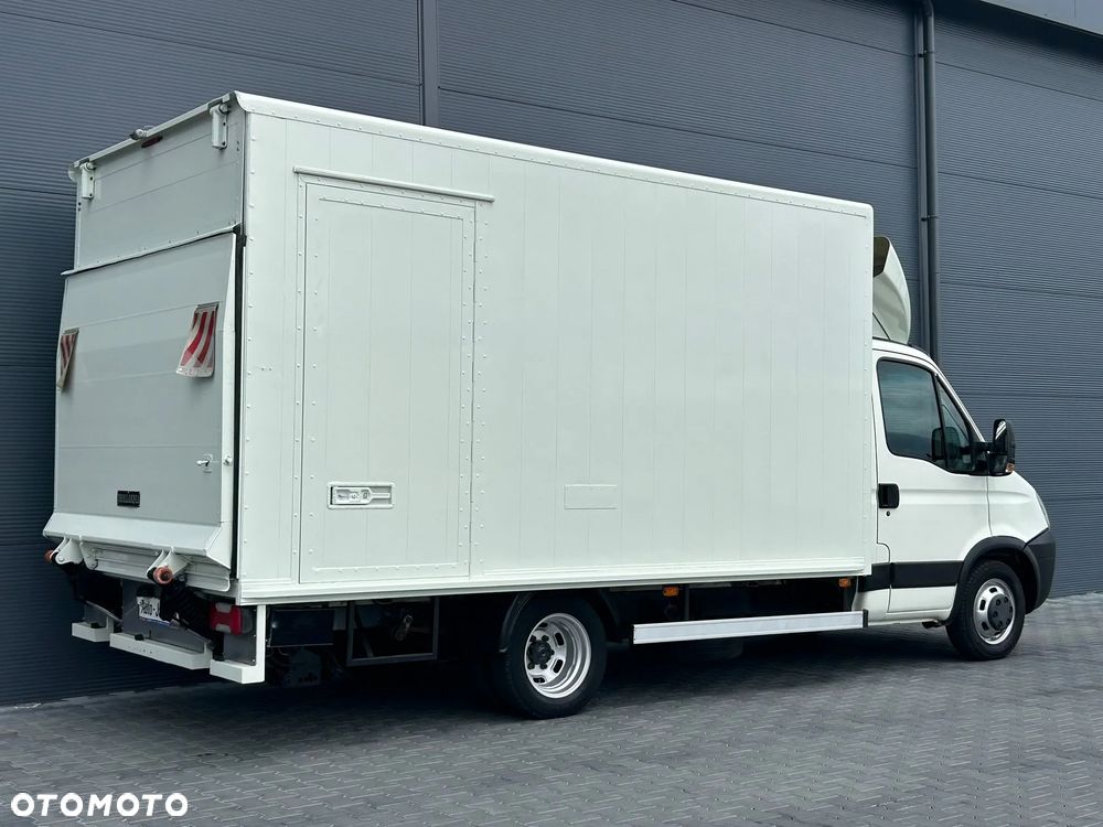 Iveco Daily 40C13 Kontener 8 palet + winda 750kg + drzwi boczne **Serwis**Sprowadzony**2011R** - 5