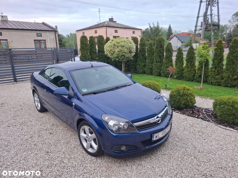 Opel Astra 1.8 Edition 111 Jahre - 8
