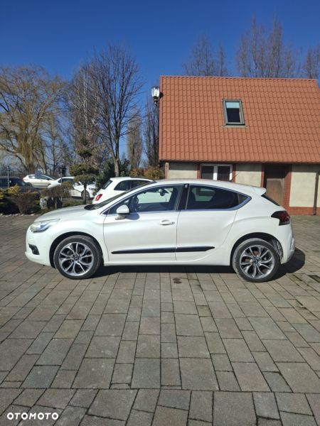 DS Automobiles DS 4 - 10
