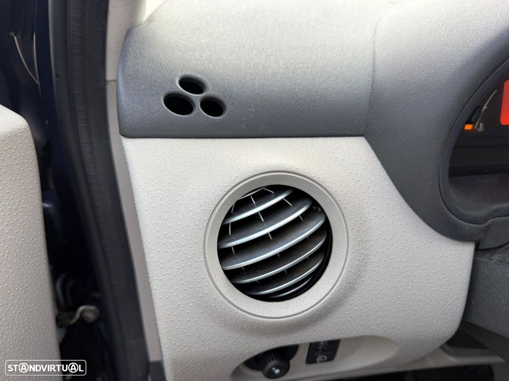 Citroën C3 1.4 Exclusive - 11