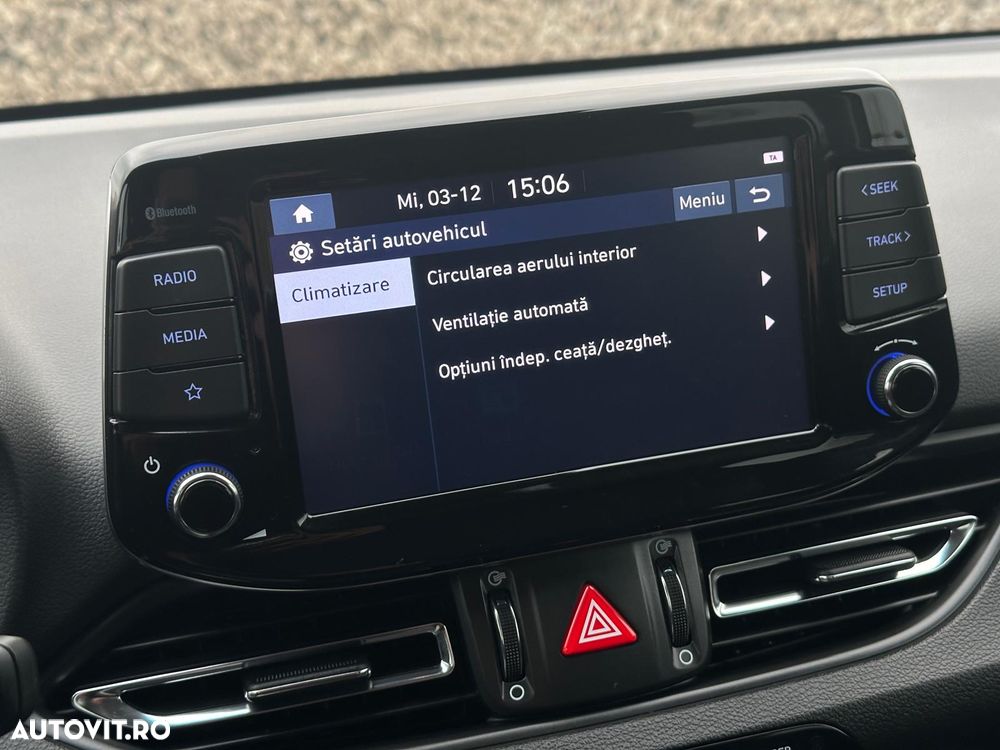 Hyundai i30 1.5 110CP 5DR M/T Comfort - 23