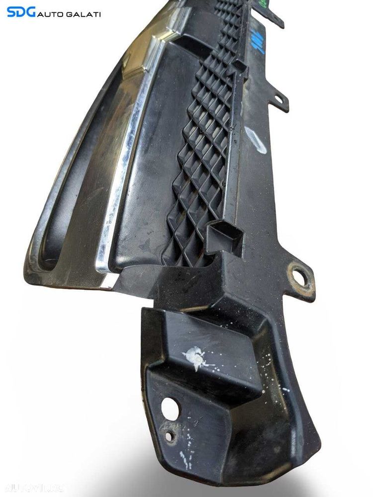 Grila cu Sigla Emblema Centrala Radiator de pe Bara Spoiler Fata Chevrolet Aveo 2003 - 2011 Cod 96648621 [L9017] - 2