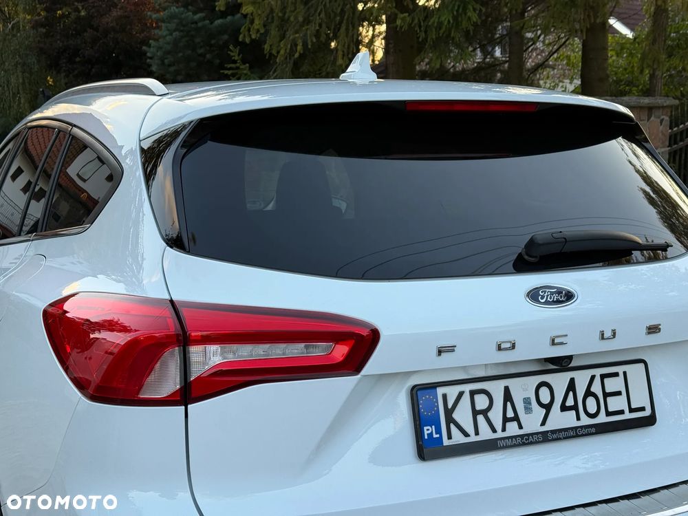 Ford Focus 1.5 EcoBlue Start-Stopp-System TITANIUM - 14