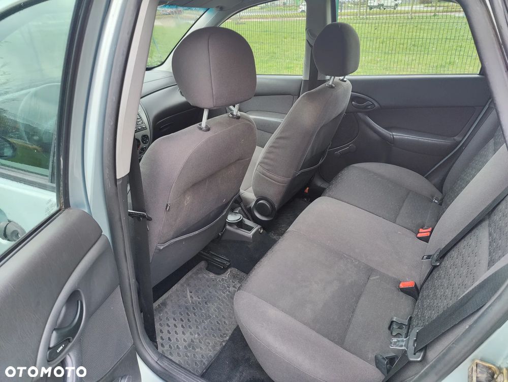 Ford Focus - 8