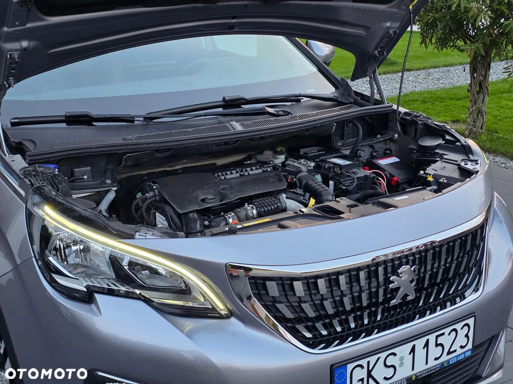 Peugeot 3008 1.6 BlueHDi Allure S&S EAT6 - 32