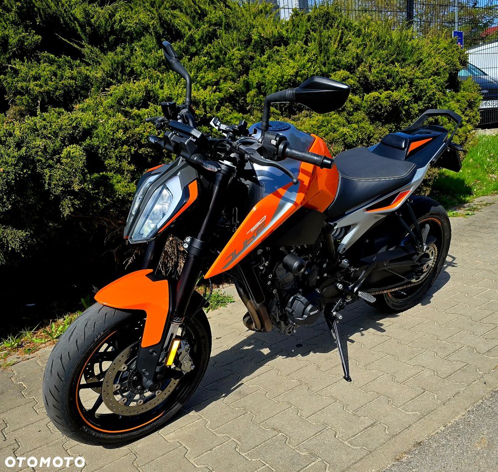 KTM Duke - 4