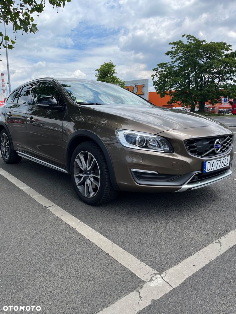 Volvo V60 Cross Country D4 Geartronic Momentum, 2016