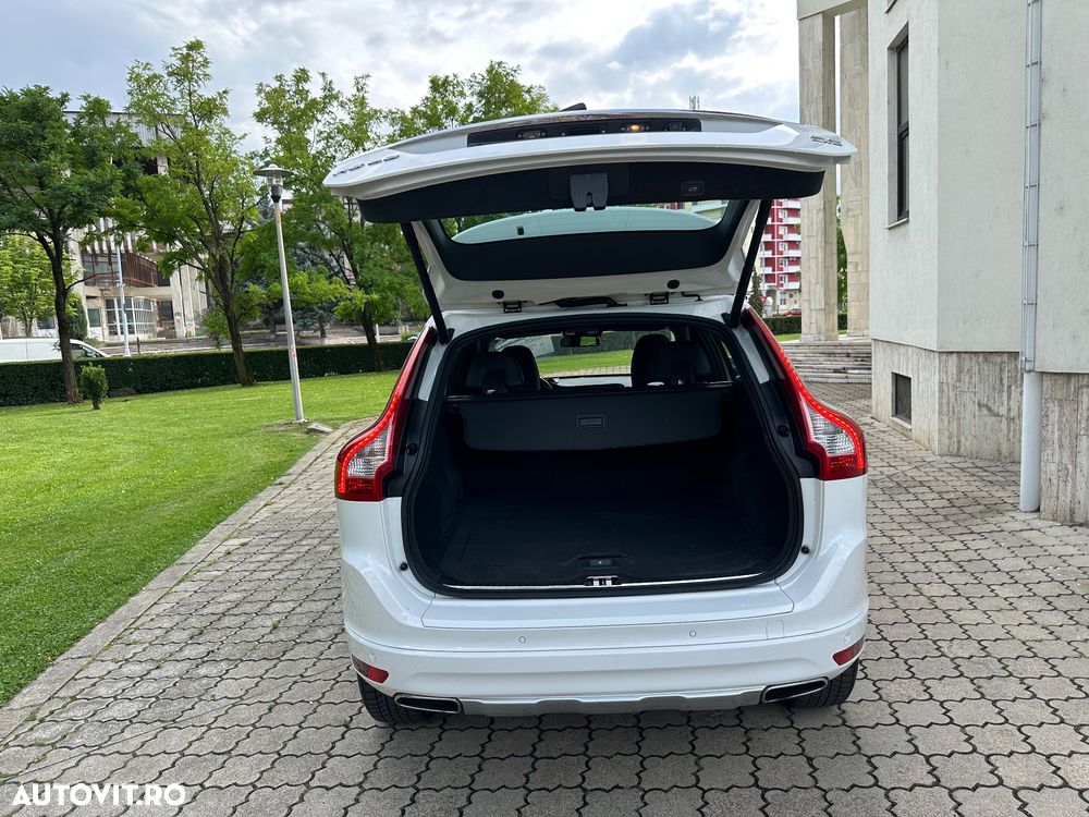 Volvo XC 60 - 36
