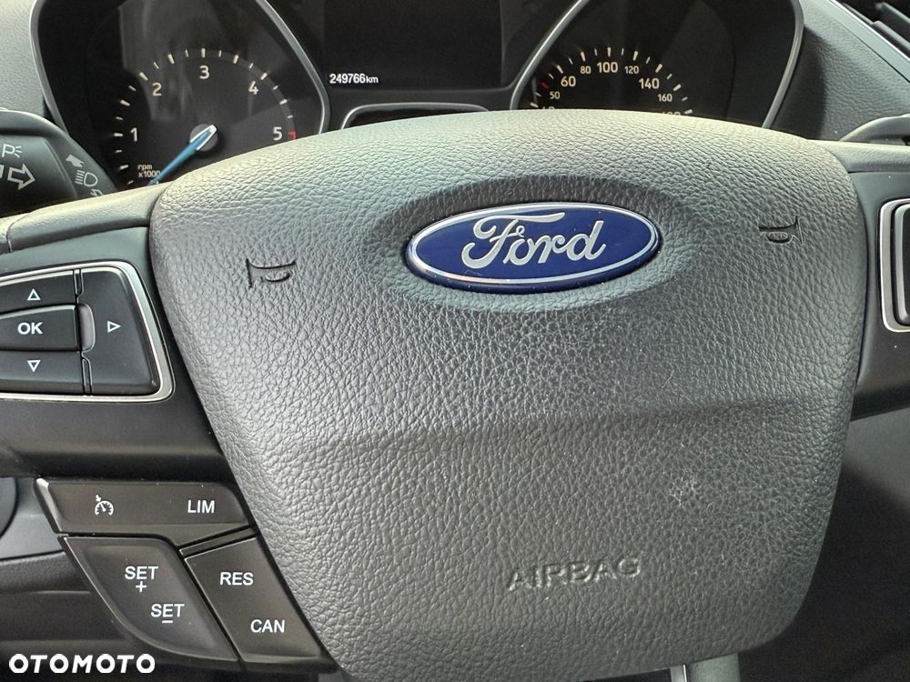 Ford Grand C-MAX - 10