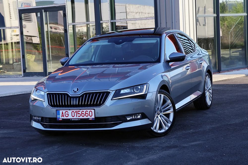 Skoda Superb 2.0 TDI Premium Edition - 3