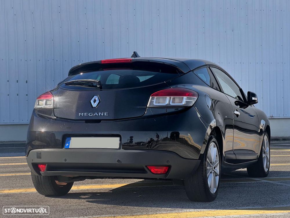 Renault Mégane Coupe 1.5 dCi Dynamique - 4