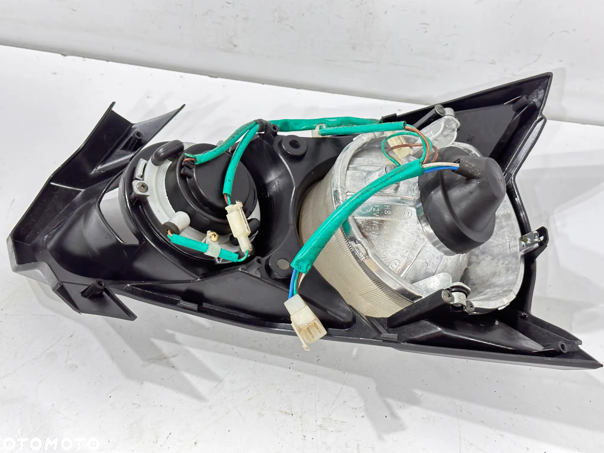 Czacha lampa Sym Crox 50 - 2