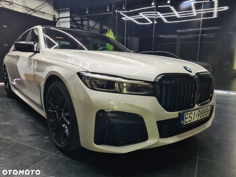 BMW Seria 7 730d xDrive sport - 22