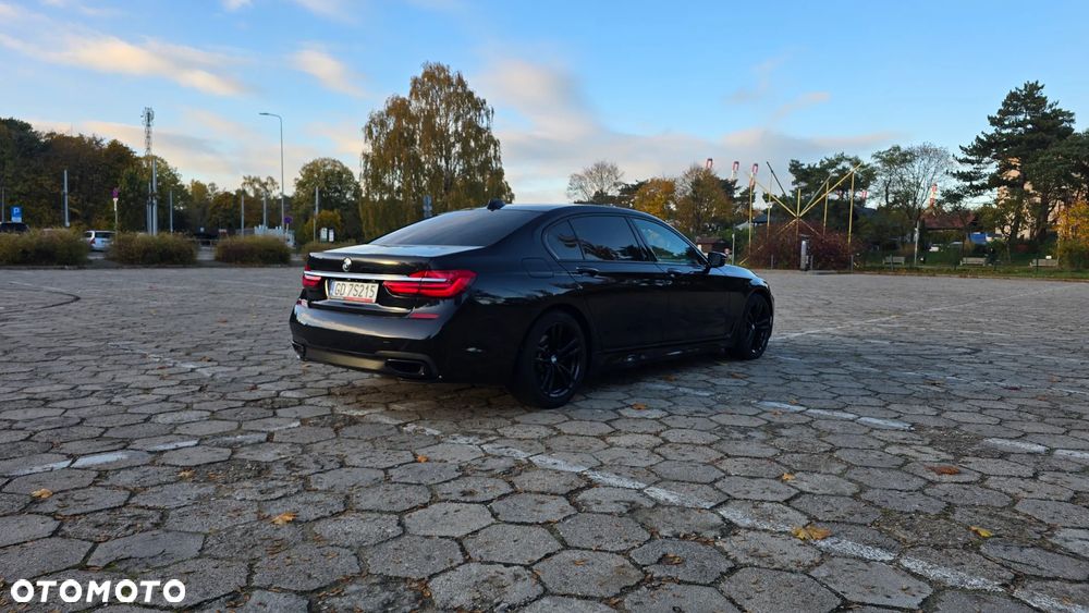 BMW Seria 7 740Li xDrive - 3