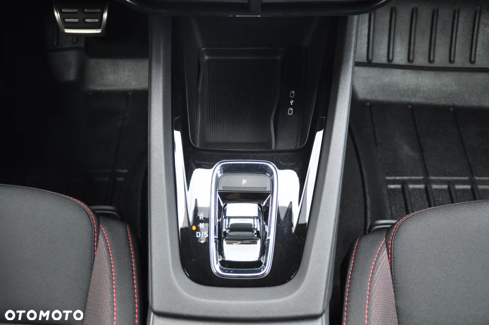 Skoda Octavia 2.0 TSI RS DSG - 21
