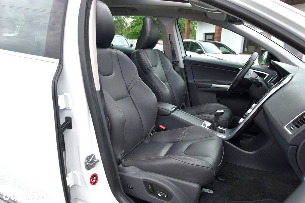 Volvo XC 60 D3 Summum - 26