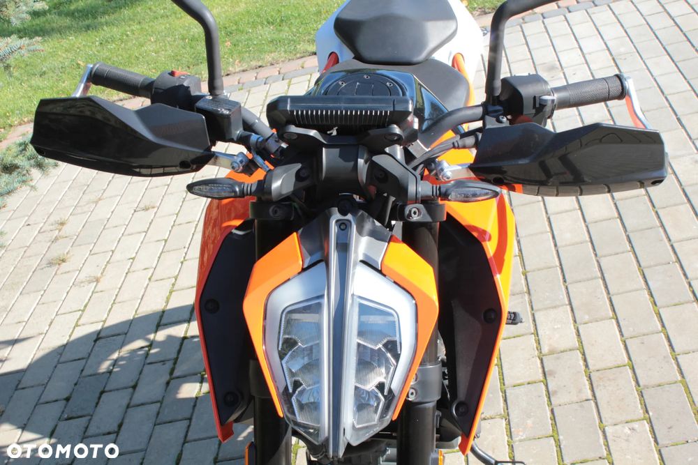 KTM Duke - 25