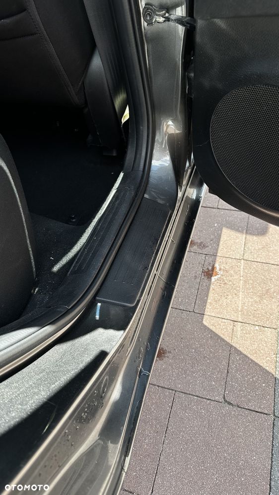 Mazda 3 1.6 MZR Active - 20