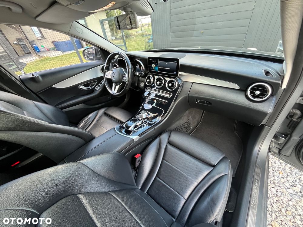 Mercedes-Benz Klasa C 180 d T 9G-TRONIC Avantgarde - 13