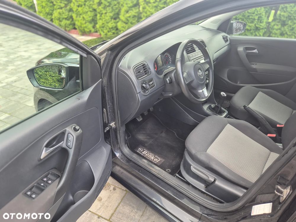 Volkswagen Polo - 17