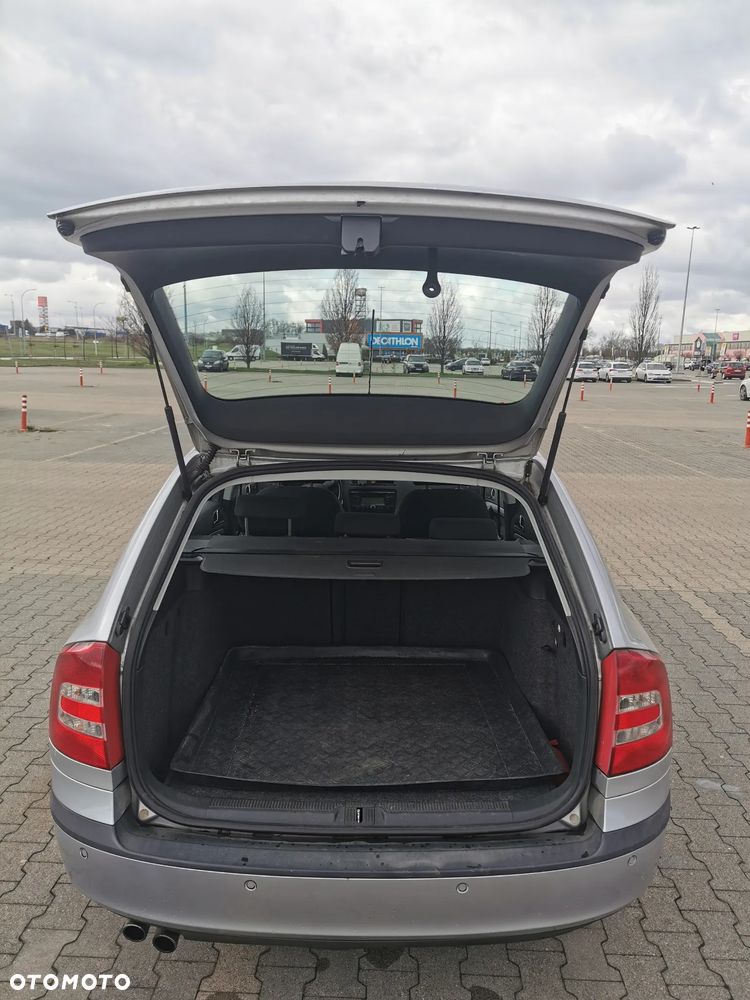 Skoda Octavia 1.6 Classic - 20