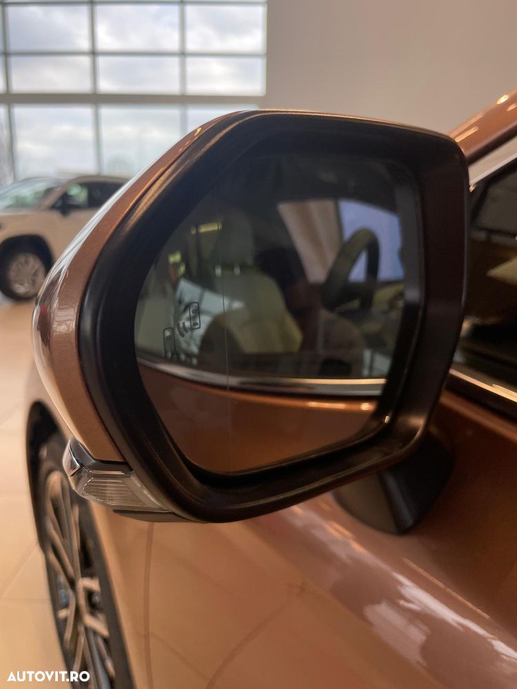 Toyota Camry 2.5 HEV Executive - 29