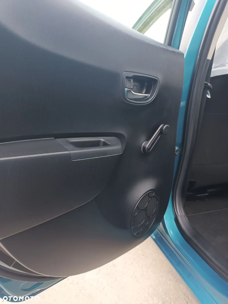 Toyota Yaris 1.33 VVT-i Executive - 36