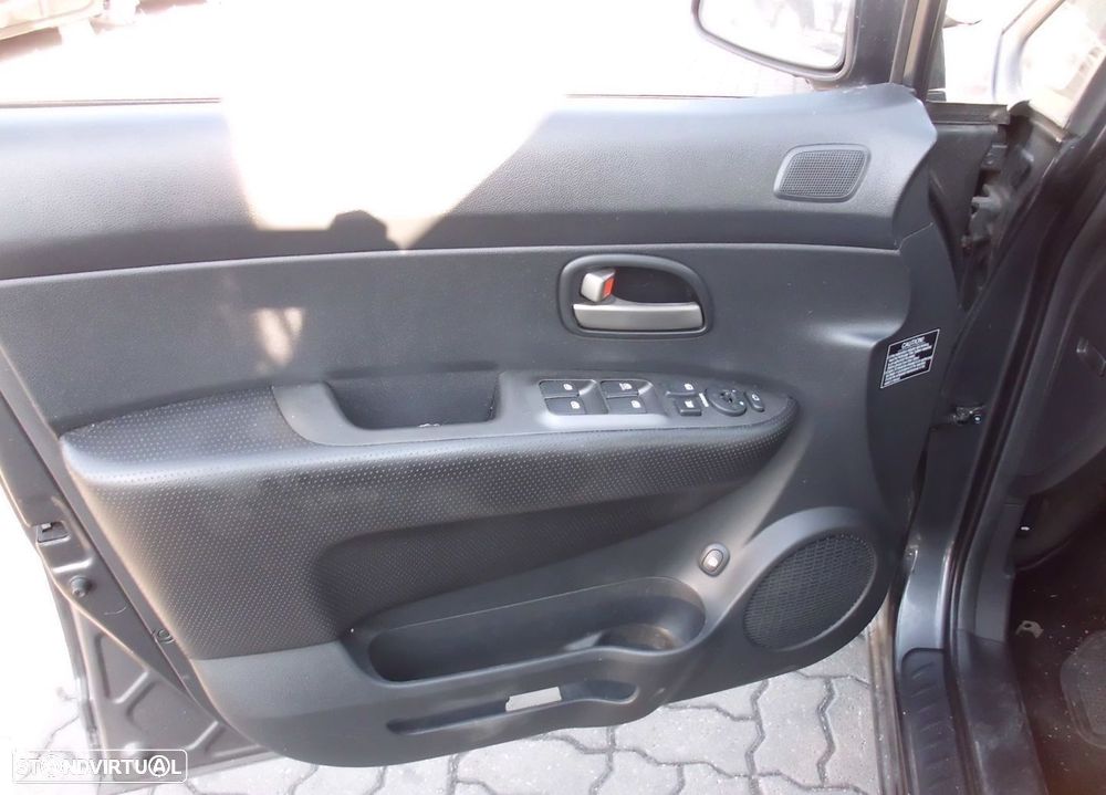 Peças Kia Carens III 2007 a 2010 - 5